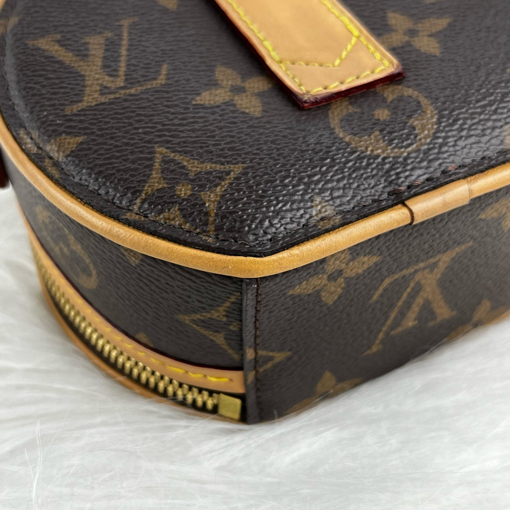Louis Vuitton MINI HAT BOX Handbag M83575