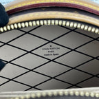 Louis Vuitton MINI HAT BOX Handbag M83575