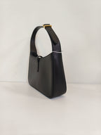 Saint laurent LE 5 À 7 baby soft grain leather handbag Leather Black 809461AADUU1000