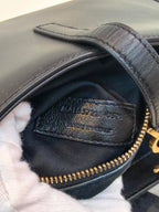 Saint laurent LE 5 À 7 baby soft grain leather handbag Leather Black Shoulder Bag