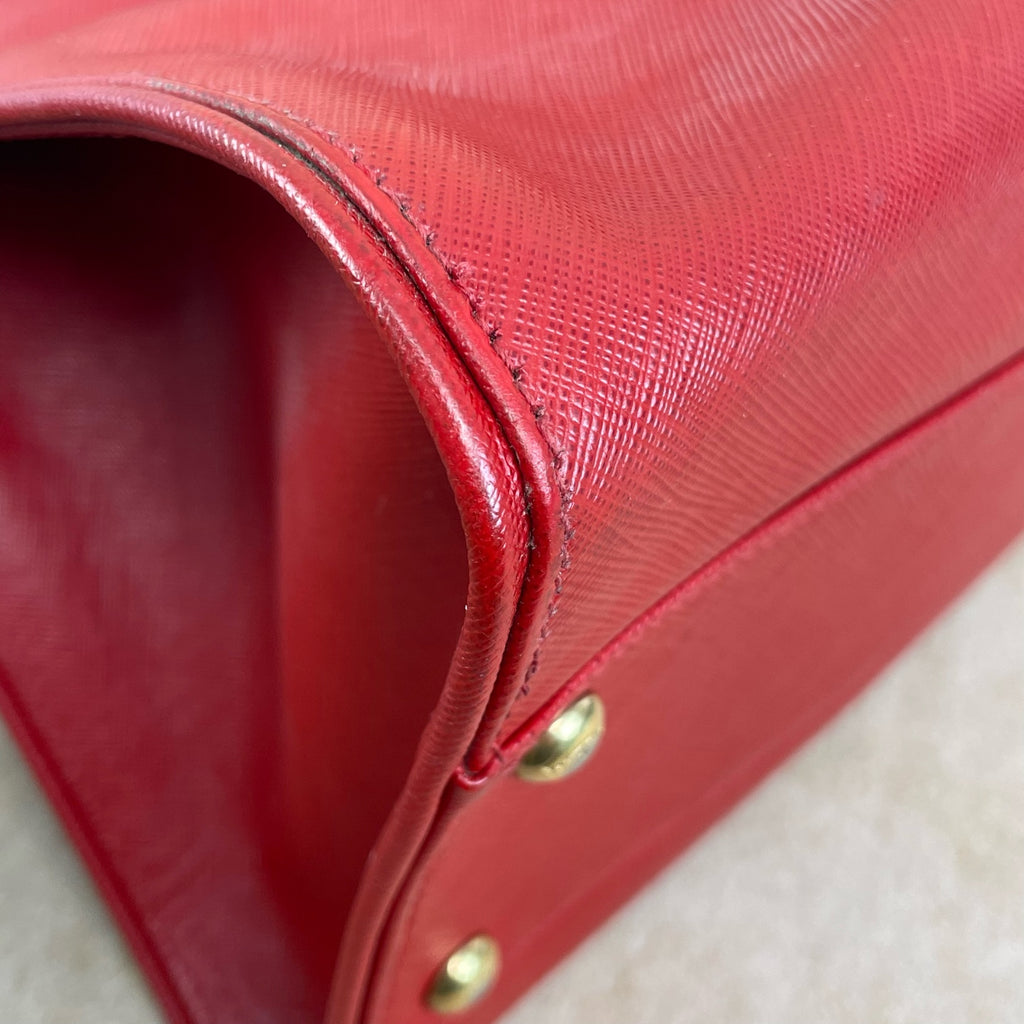 Salvatore Ferragamo Red Shoulder Bag
