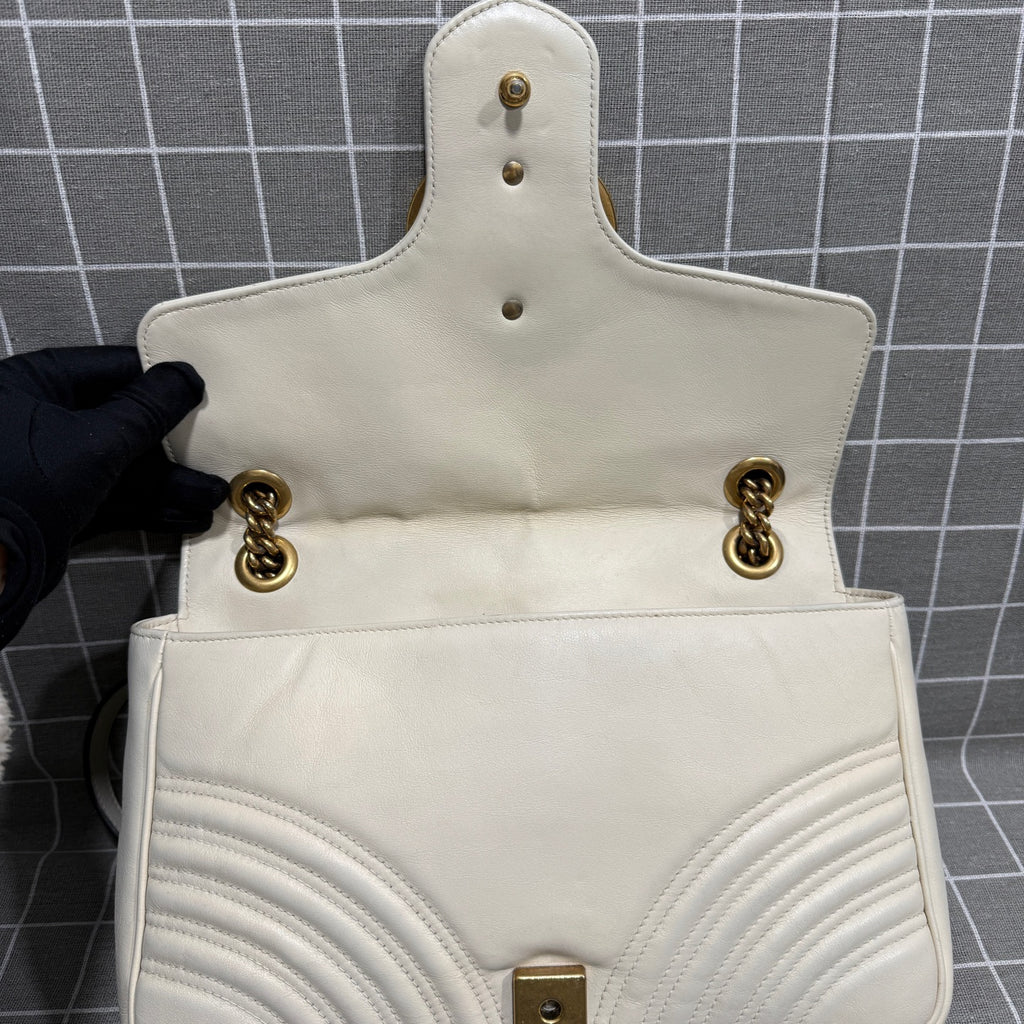 Gucci White