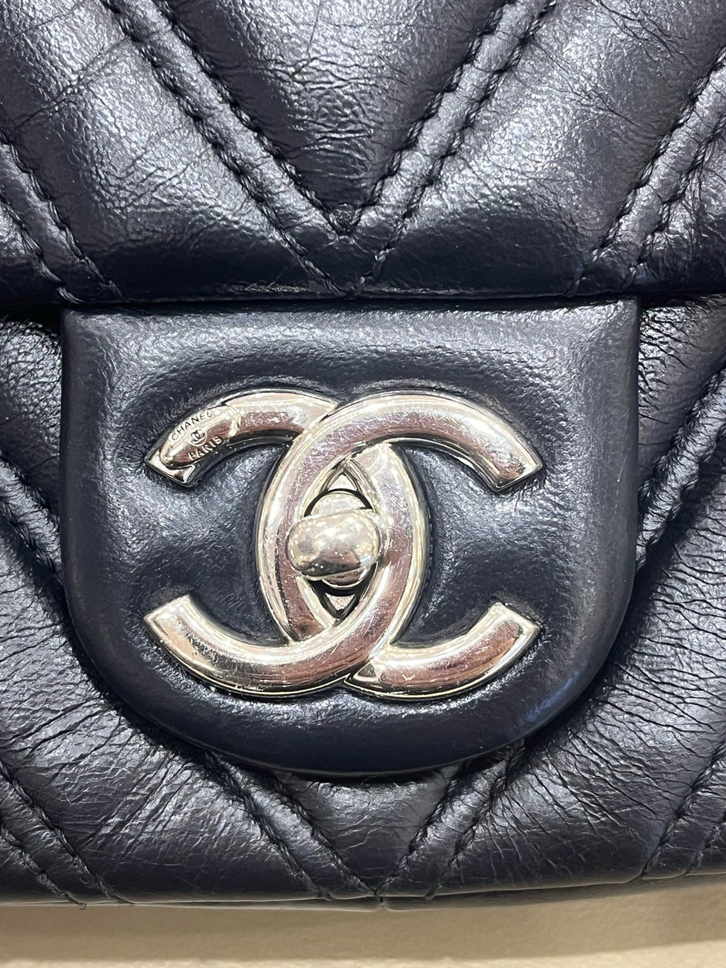Chanel Classic 11.12 Handbag Blue Crossbody 15.5 × 25.5 × 6.5 A01112Y25539N0901