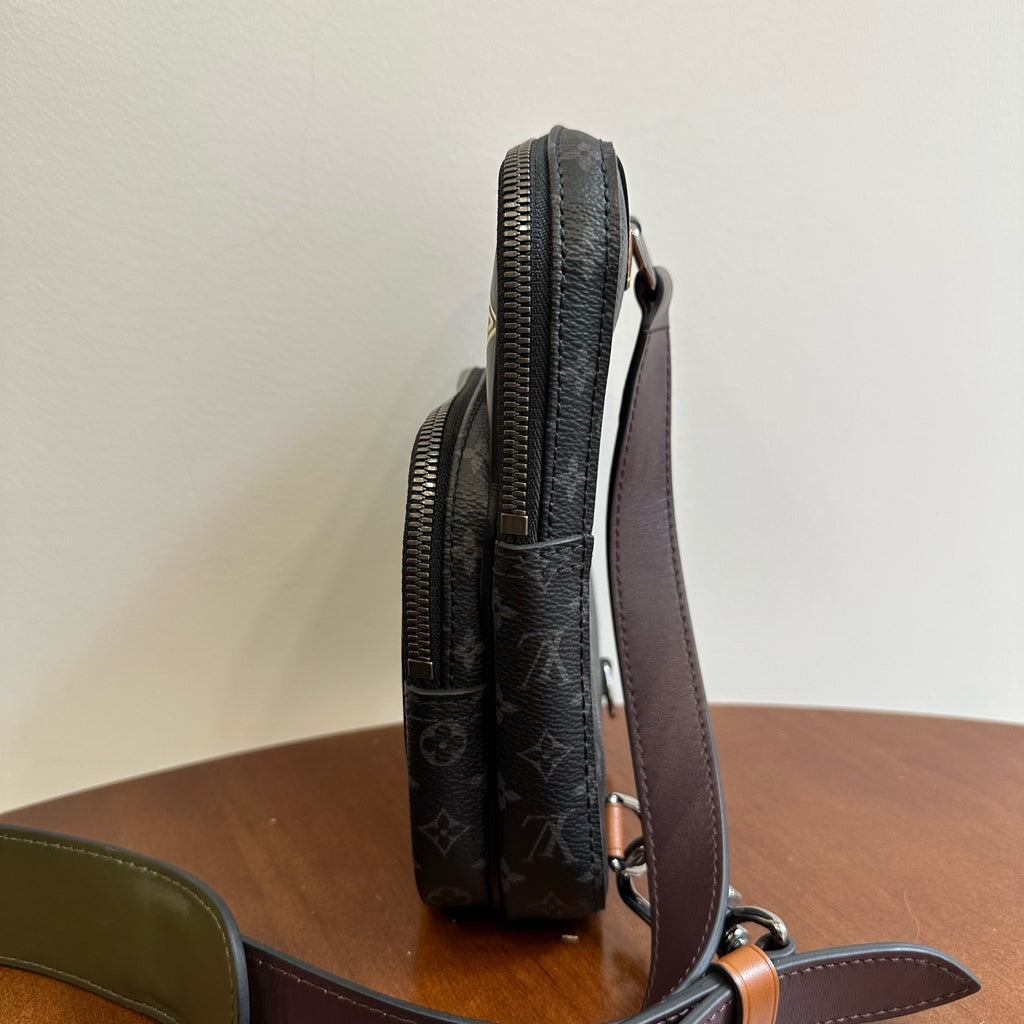Louis Vuitton Sling Bag M45439