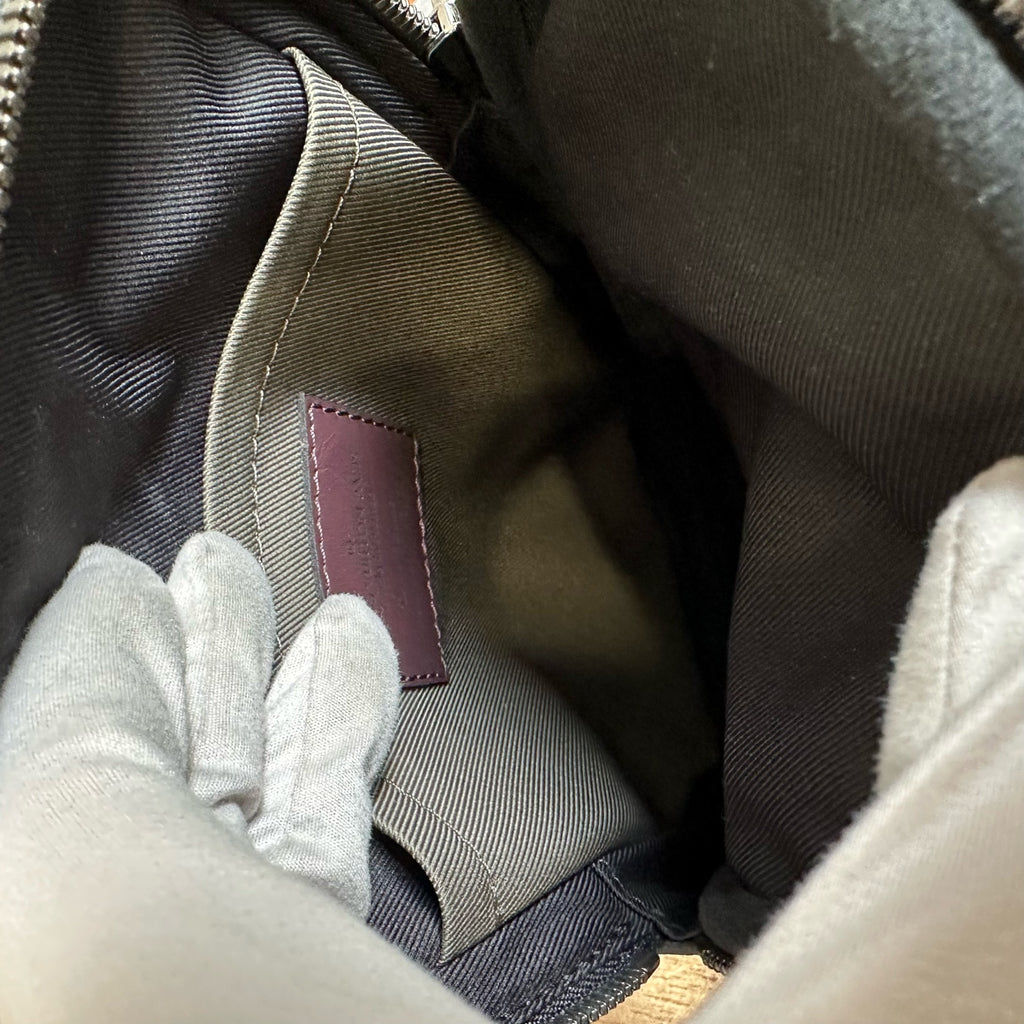 Louis Vuitton Sling Bag M45439