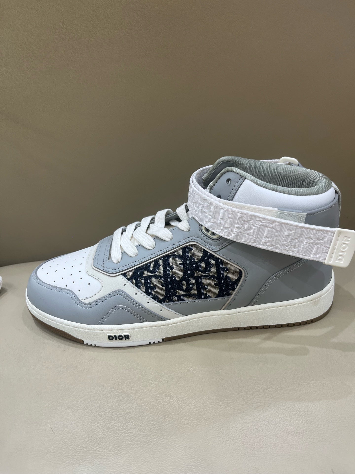 Dior Leather Skate shoes 1WBS25SHOA-Y43C
