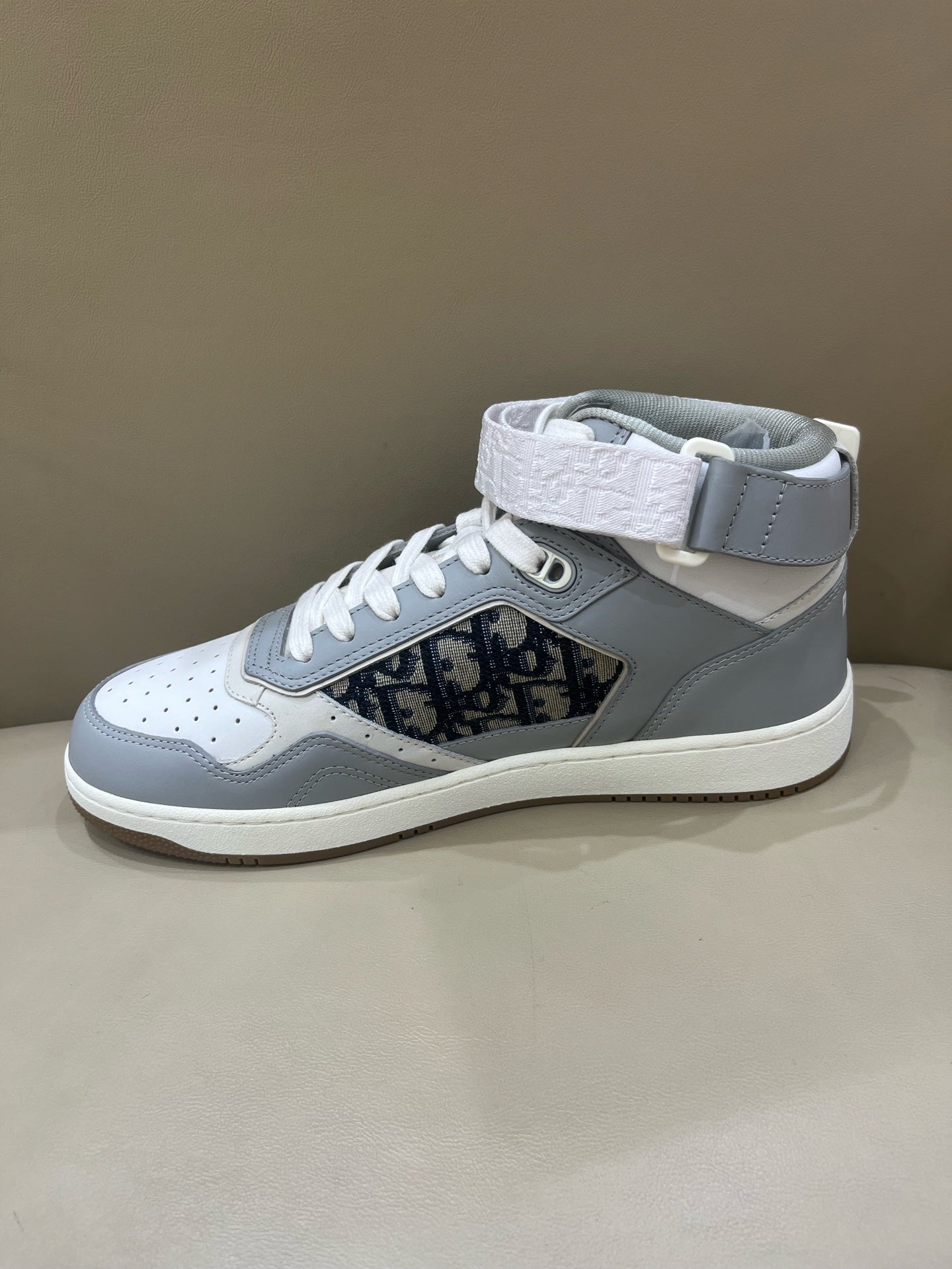 Dior Leather Skate shoes 1WBS25SHOA-Y43C