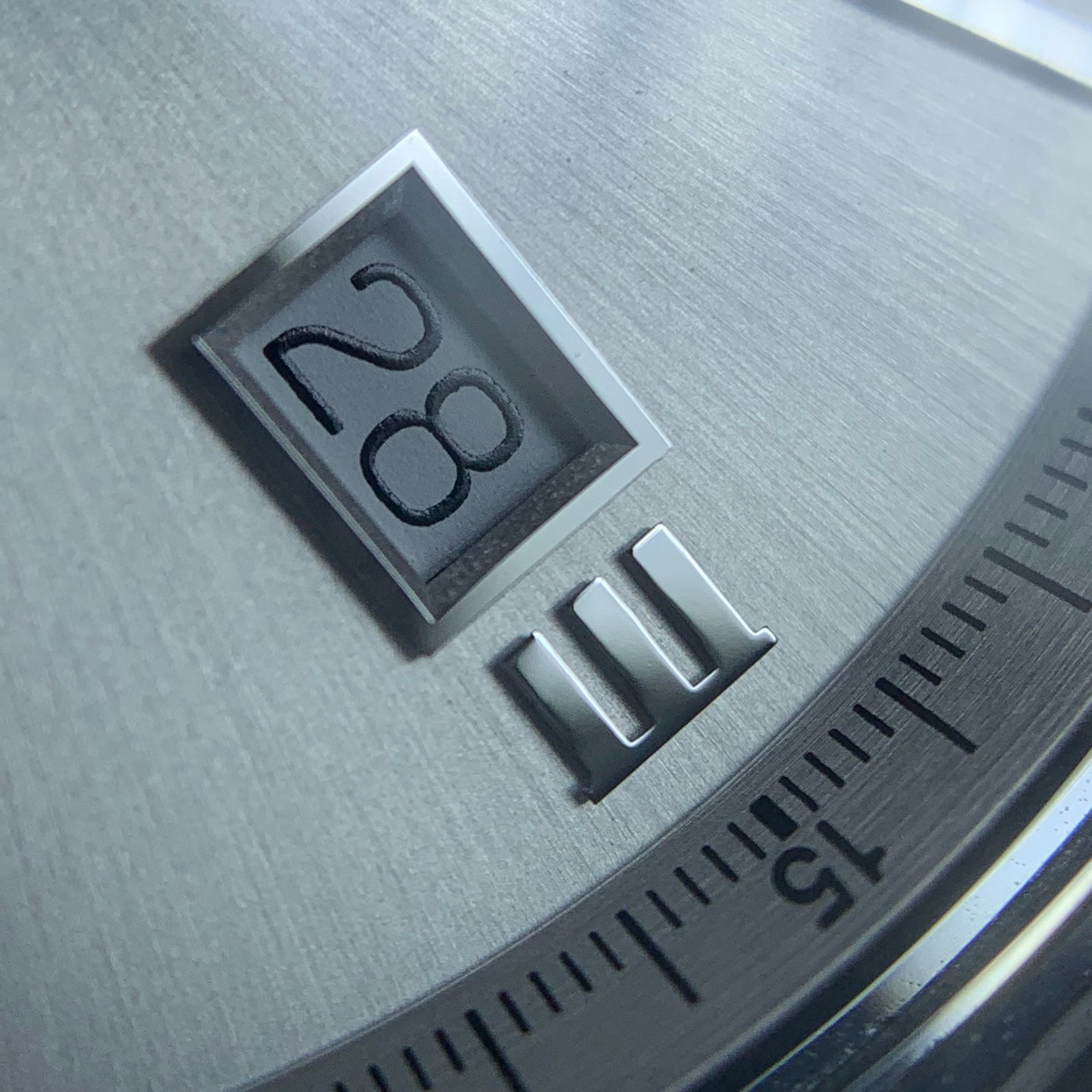 Emile Chouriet Lemon 39 millimeters 08.1168.G39.6.8.28.2