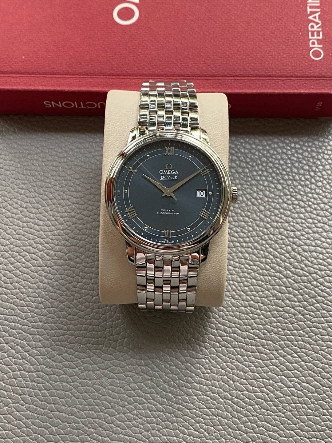 Longines Automatic (self-winding) watch