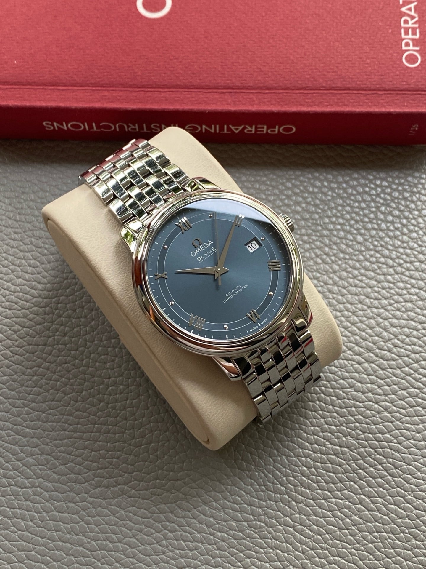 Longines Automatic (self-winding) watch