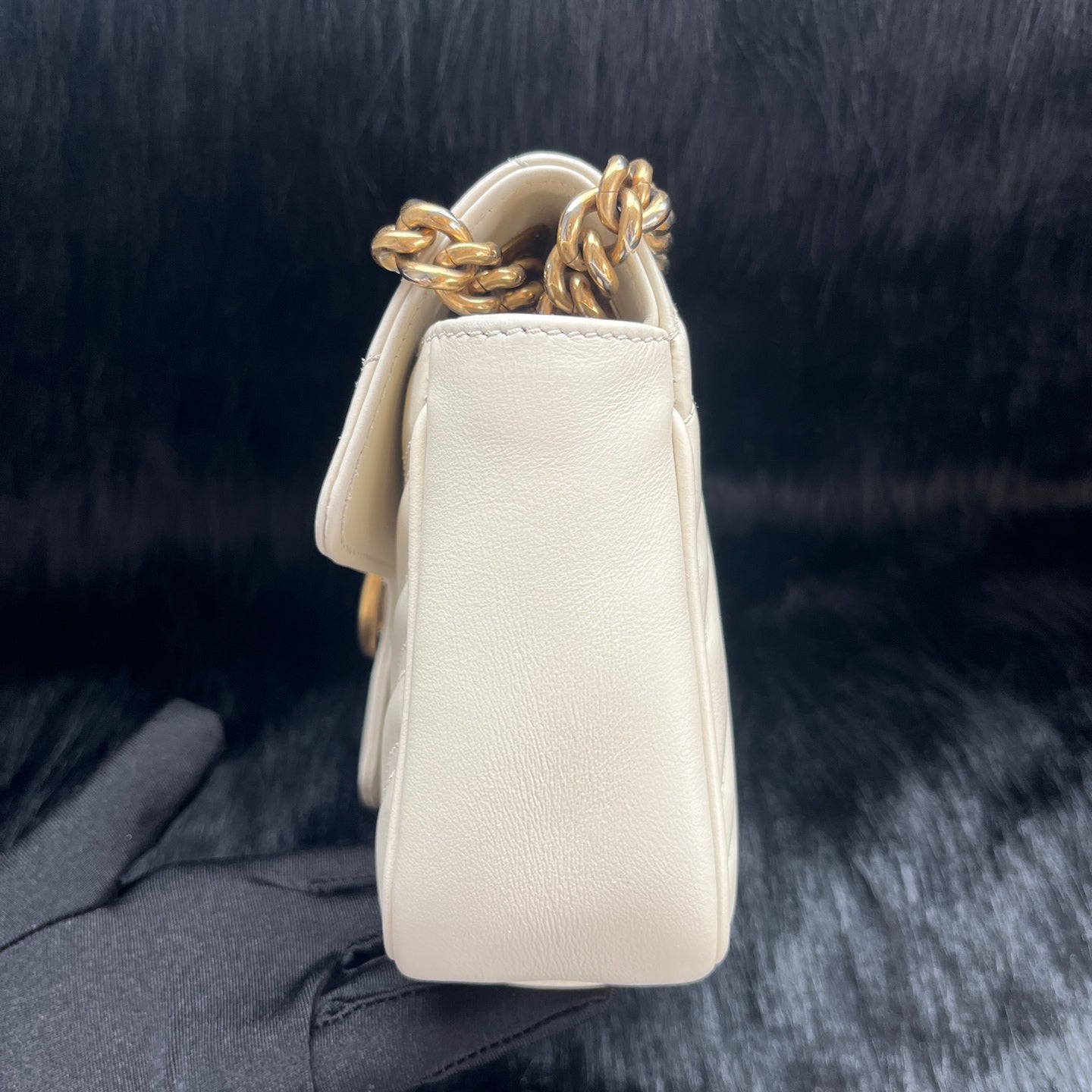 Gucci GGMarmont Collection Quilted Mini Handbag White 446744AABZC1712