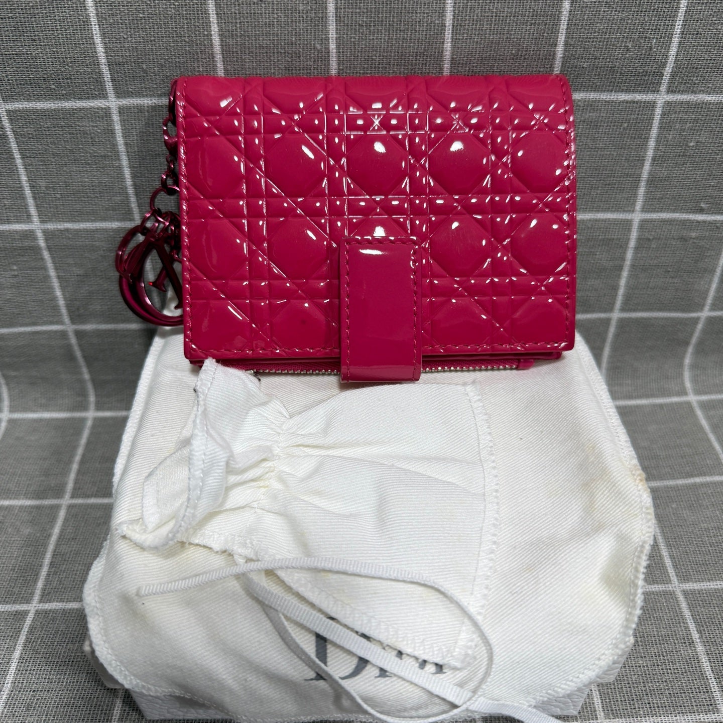Dior