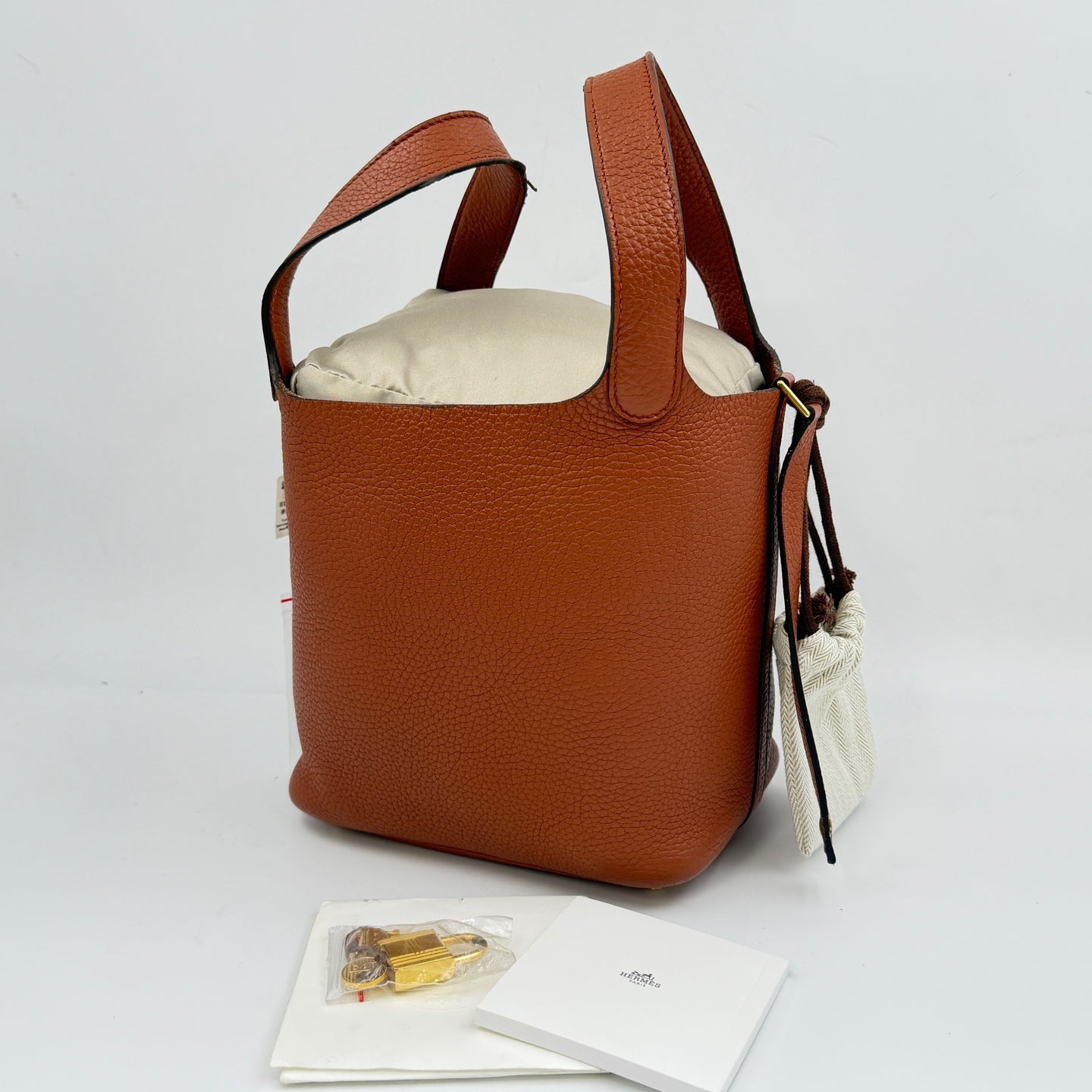 Hermes 915794