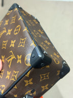 Louis Vuitton Crossbody