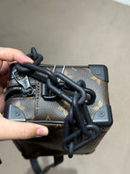 Louis Vuitton Crossbody