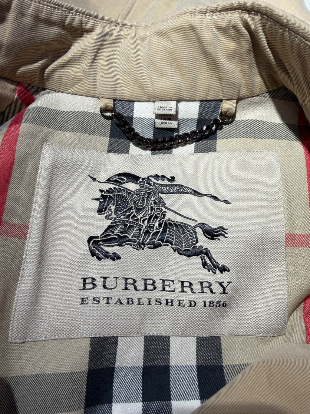 Burberry Trench coat