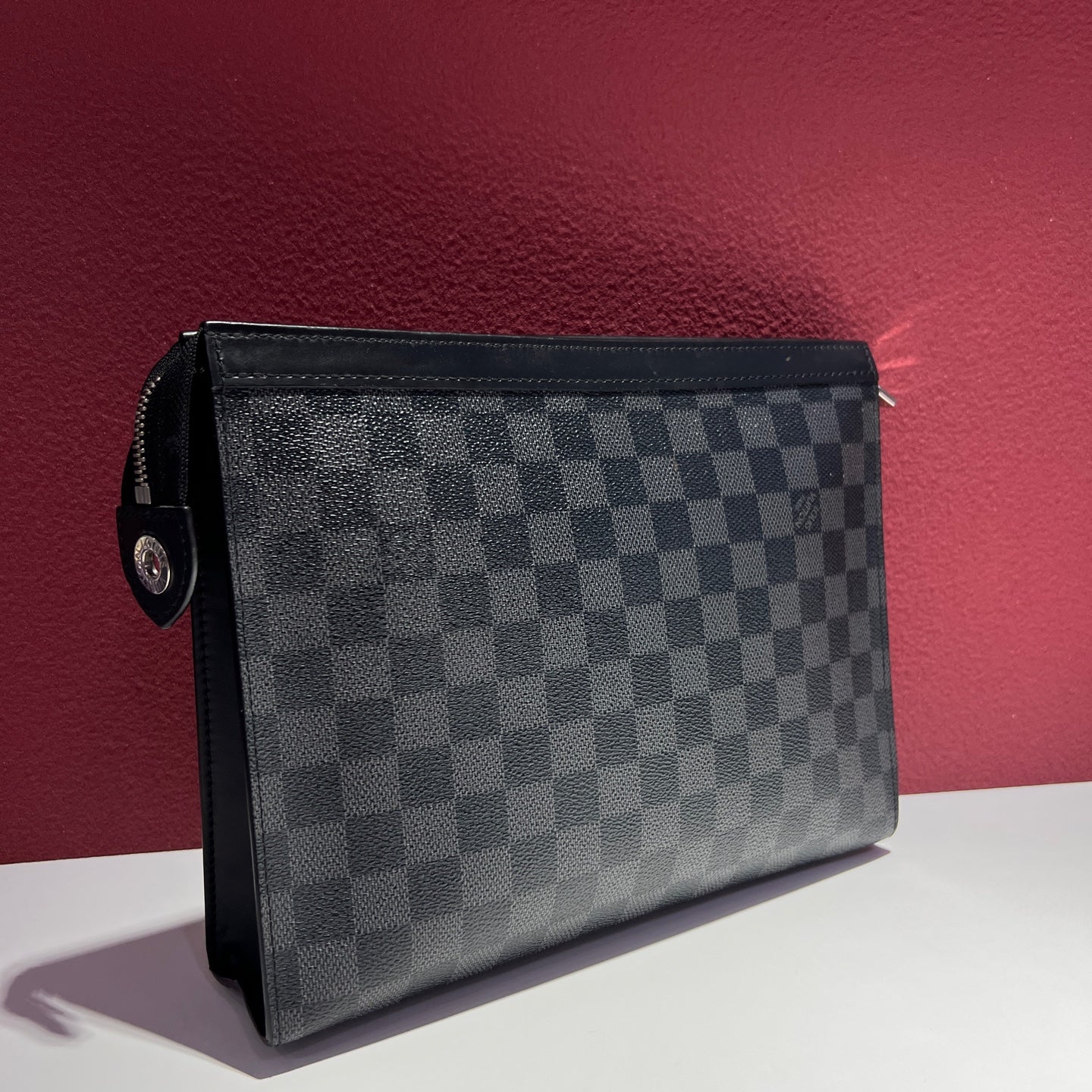 Louis Vuitton Pochette Voyage Black Clutch