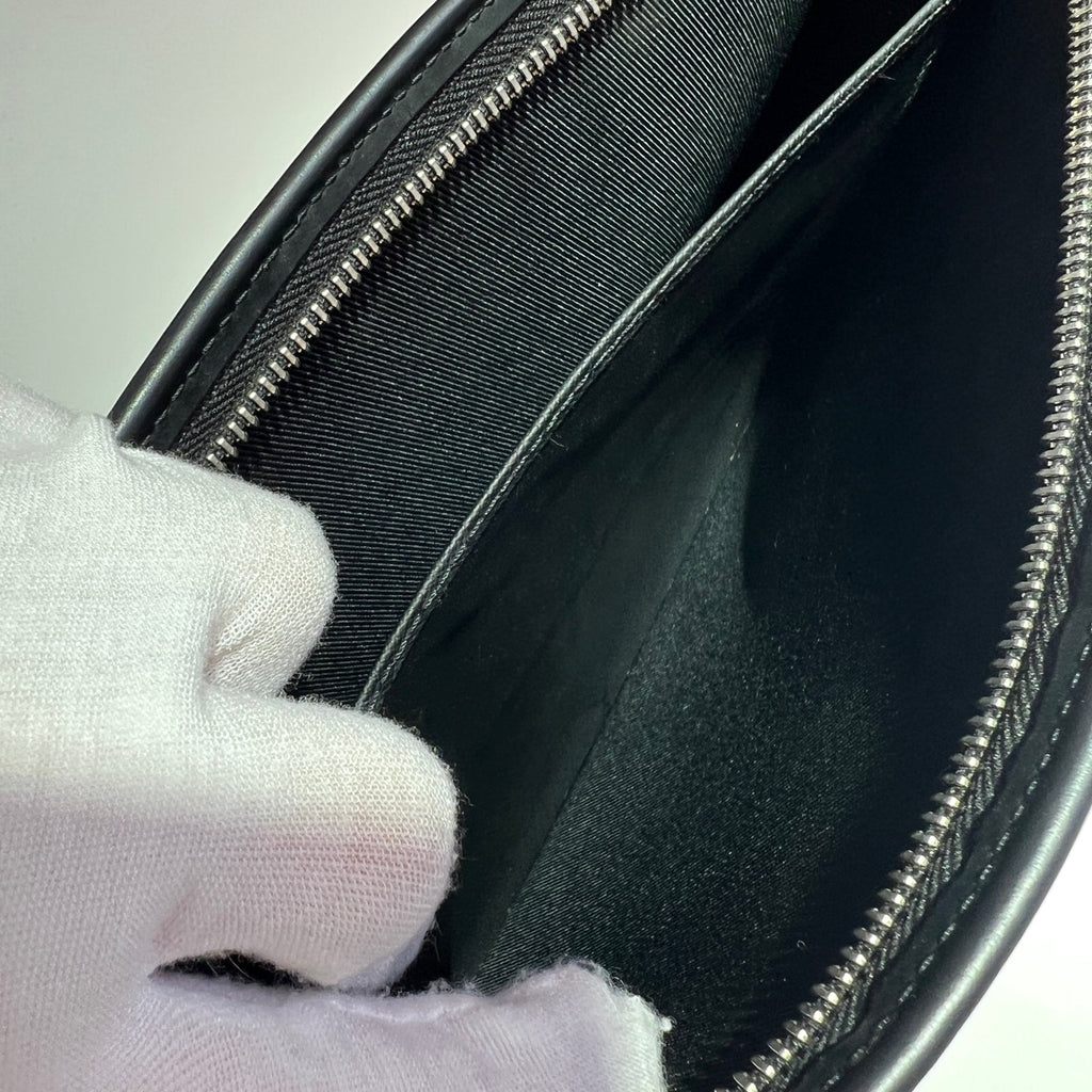 Louis Vuitton Pochette Voyage Black Clutch