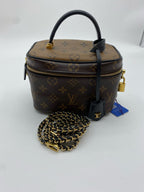 Louis Vuitton Nice Canvas 20 x 13.5 x 12 M44495