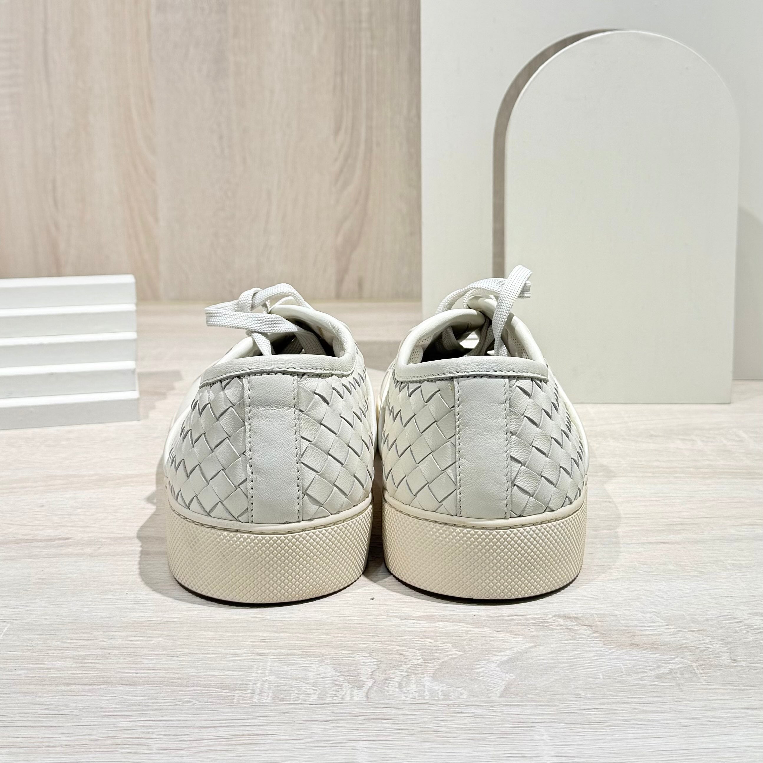 Bottega Veneta White Skate shoes