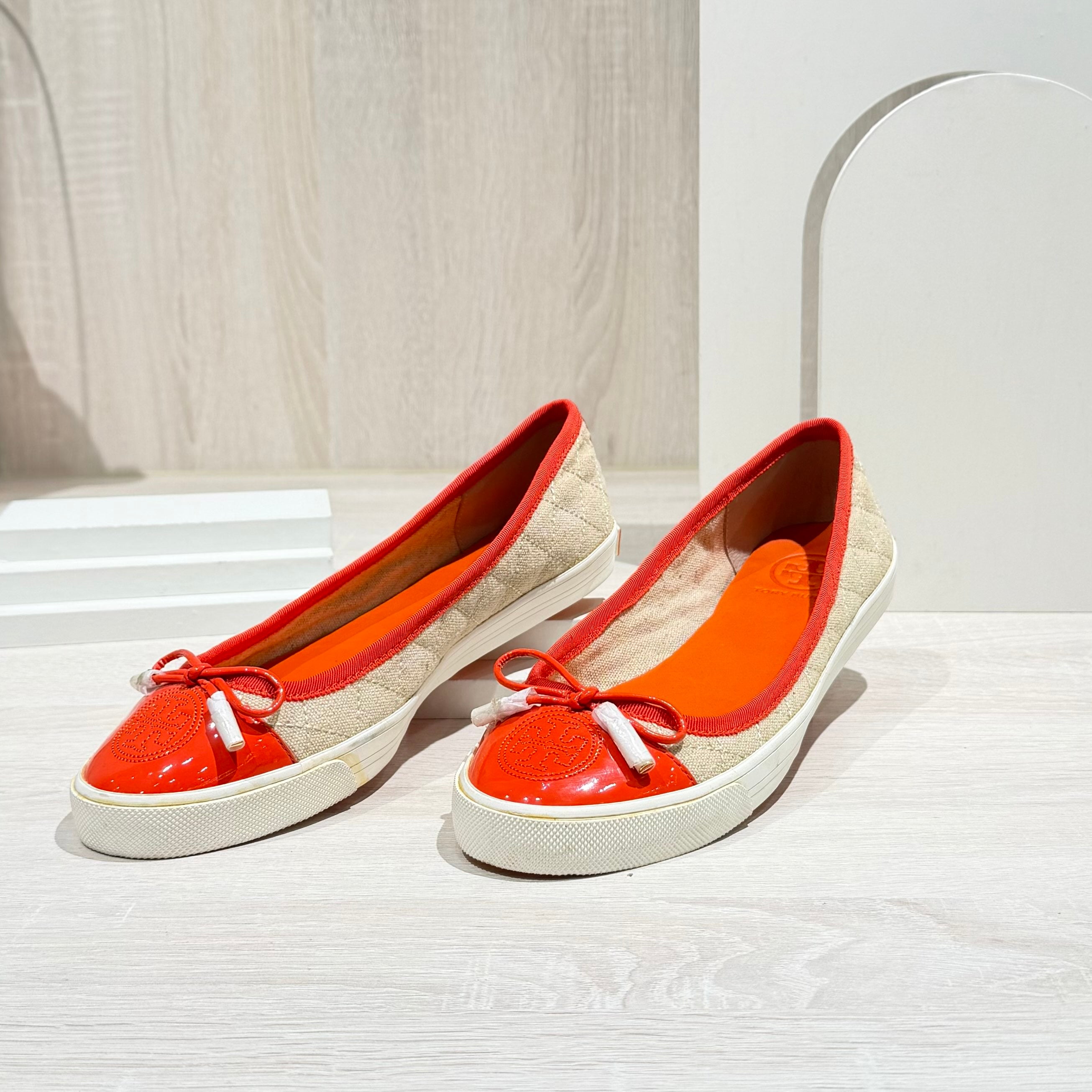 Tory Burch Orange Flat shoes