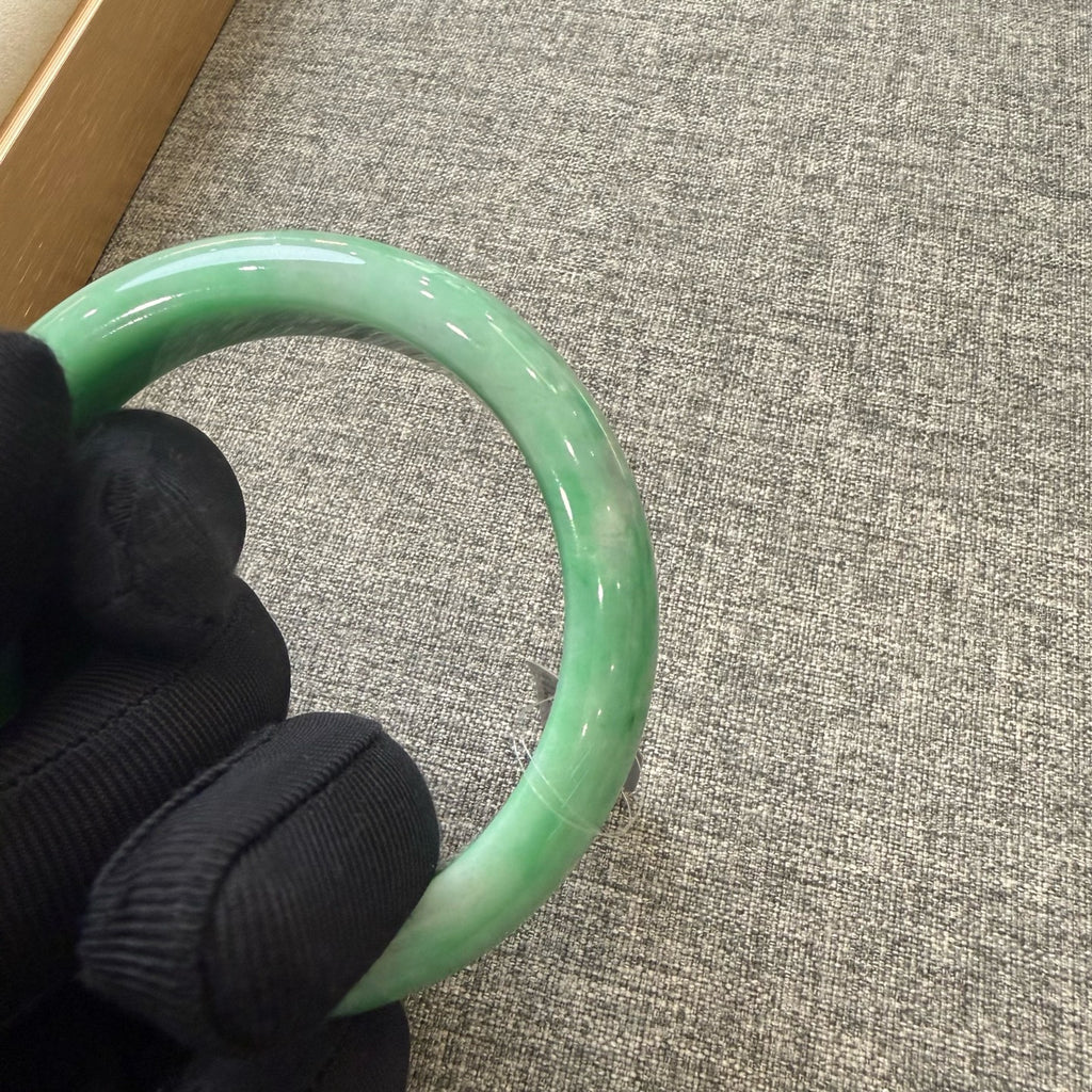 翡翠 Bangle
