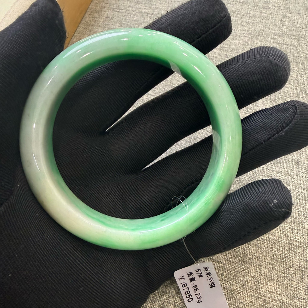 翡翠 Bangle