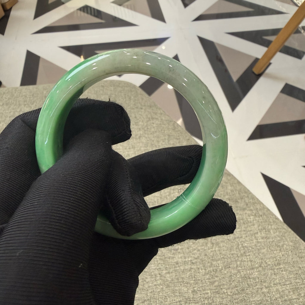 翡翠 Bangle