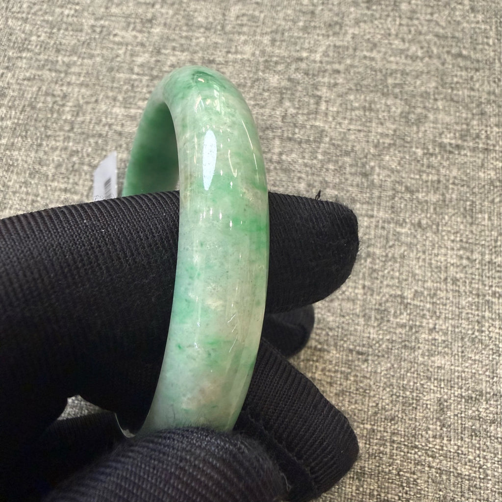 翡翠 Bangle