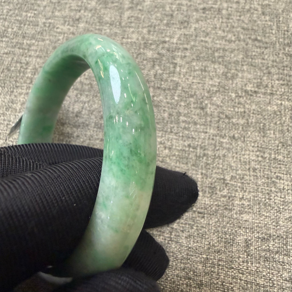 翡翠 Bangle