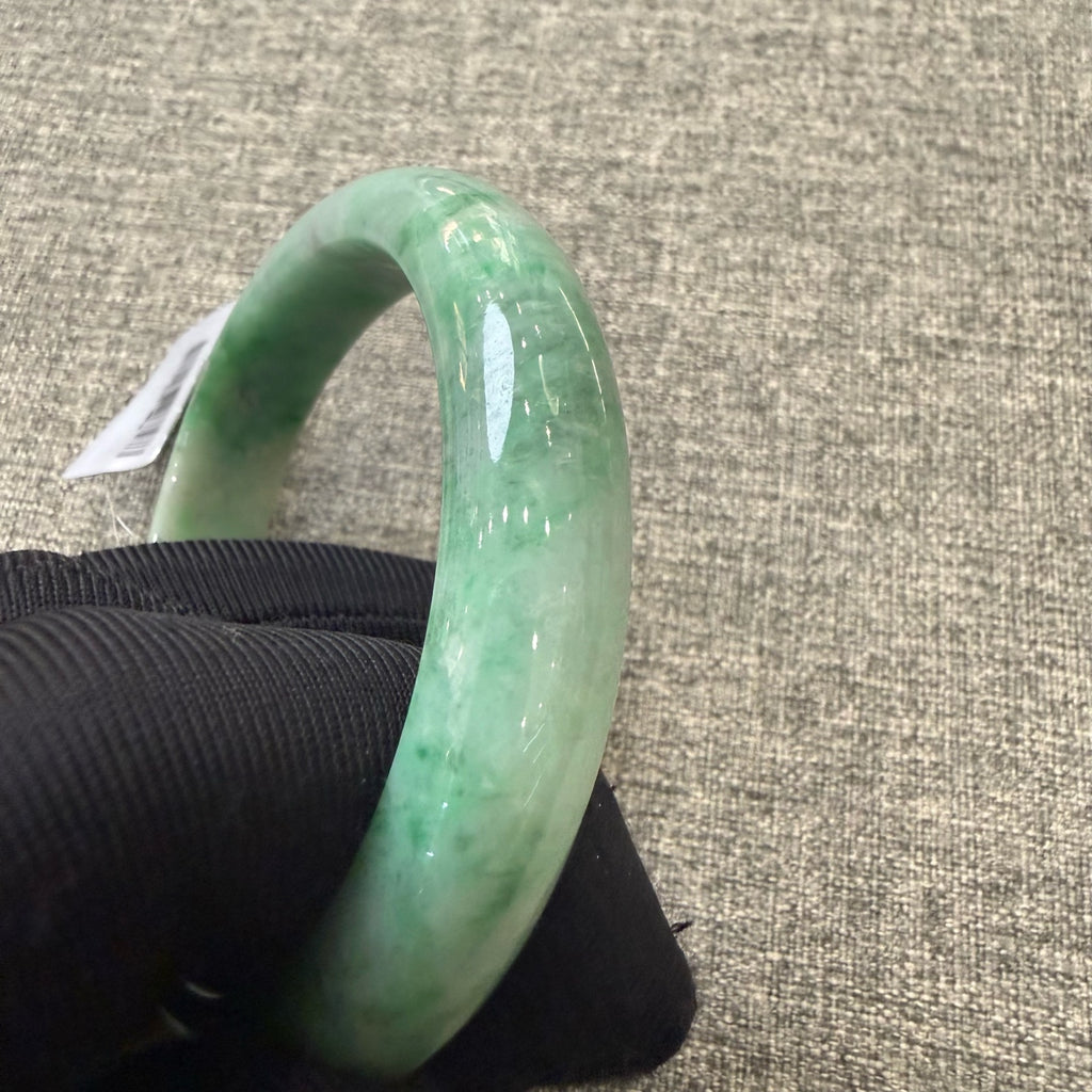 翡翠 Bangle