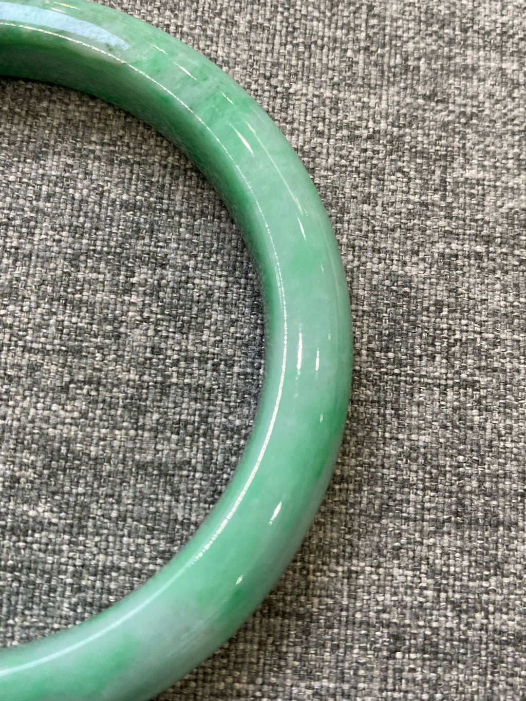 翡翠 Bangle