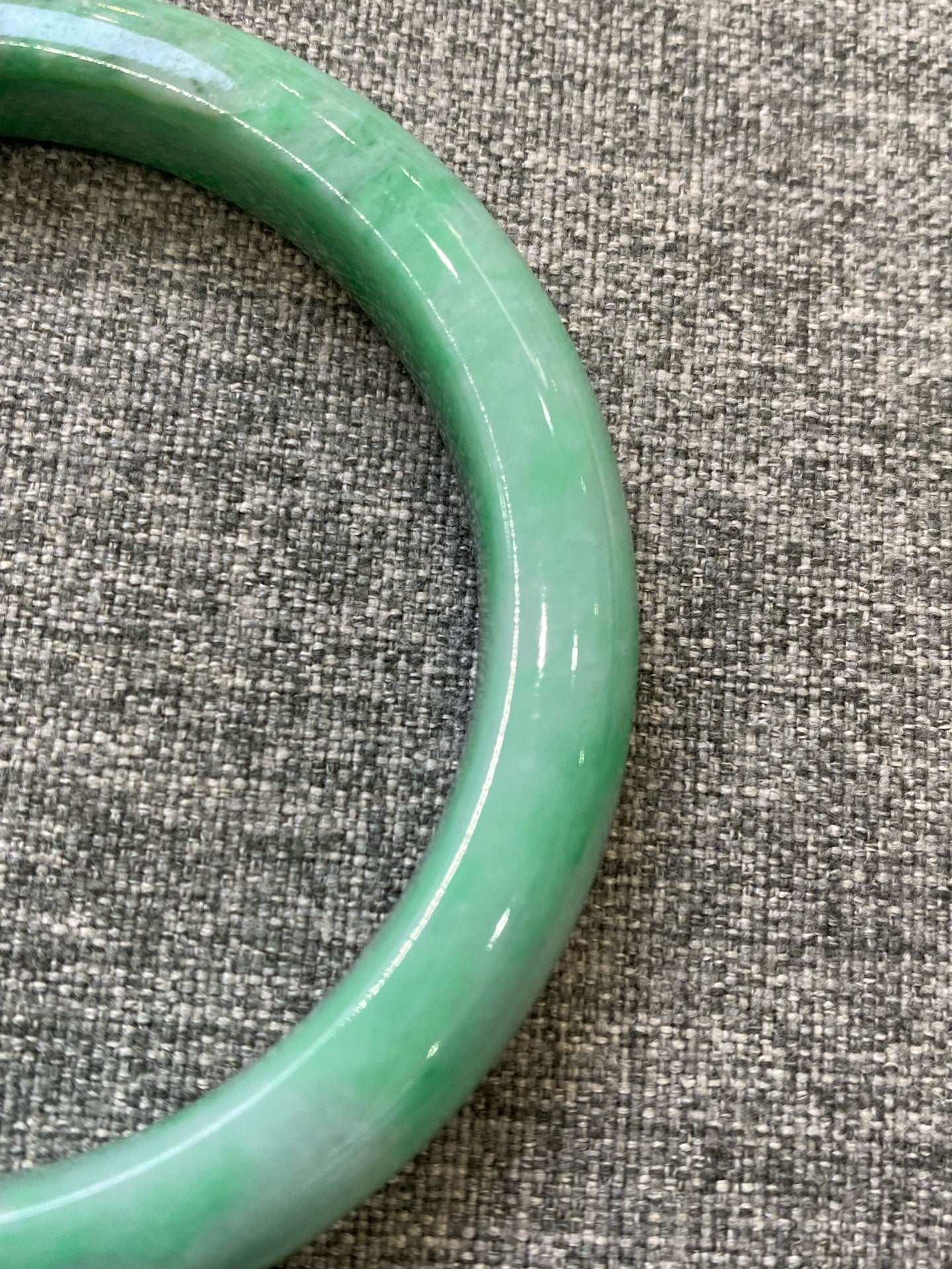 翡翠 Bangle