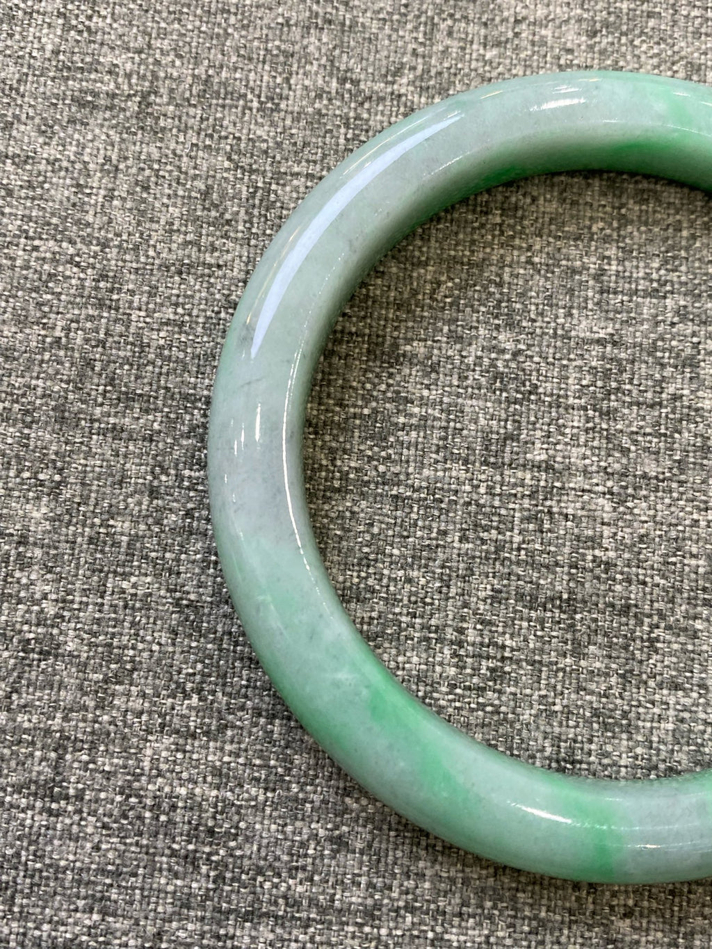 翡翠 Bangle