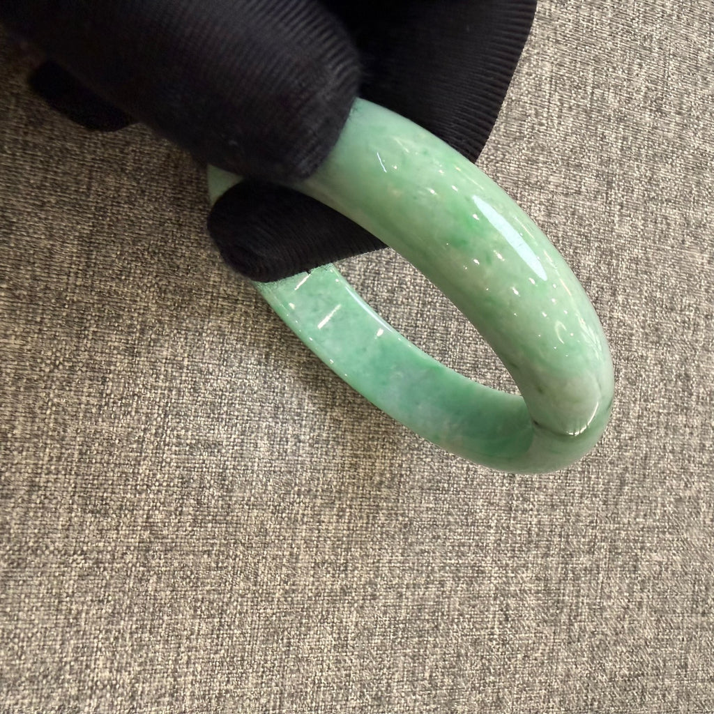翡翠 Bangle