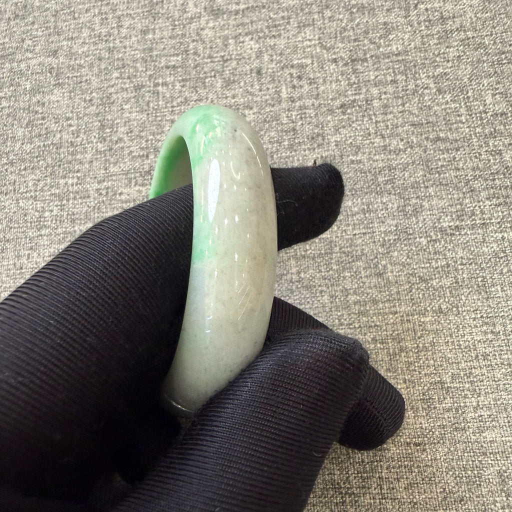 翡翠 Bangle