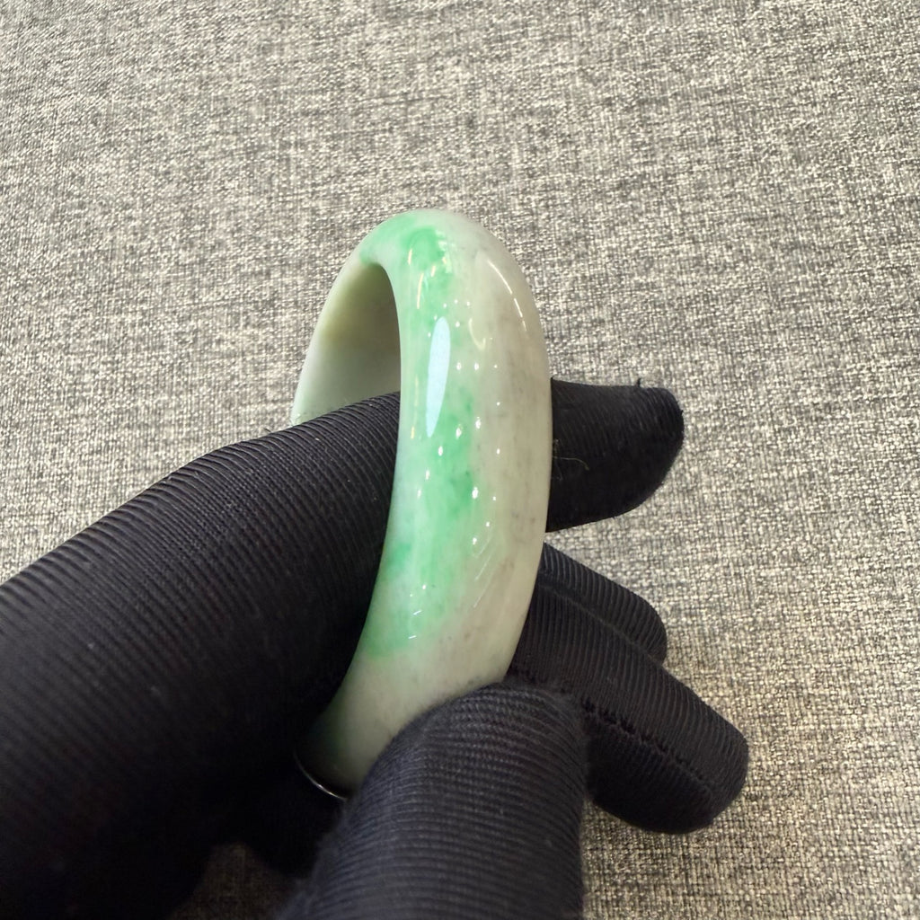 翡翠 Bangle