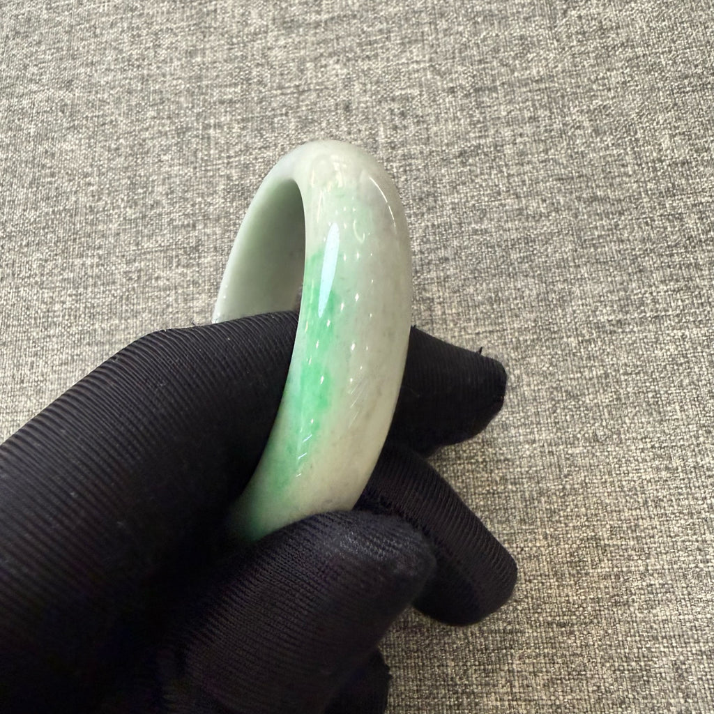 翡翠 Bangle