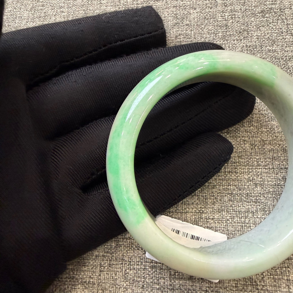 翡翠 Bangle