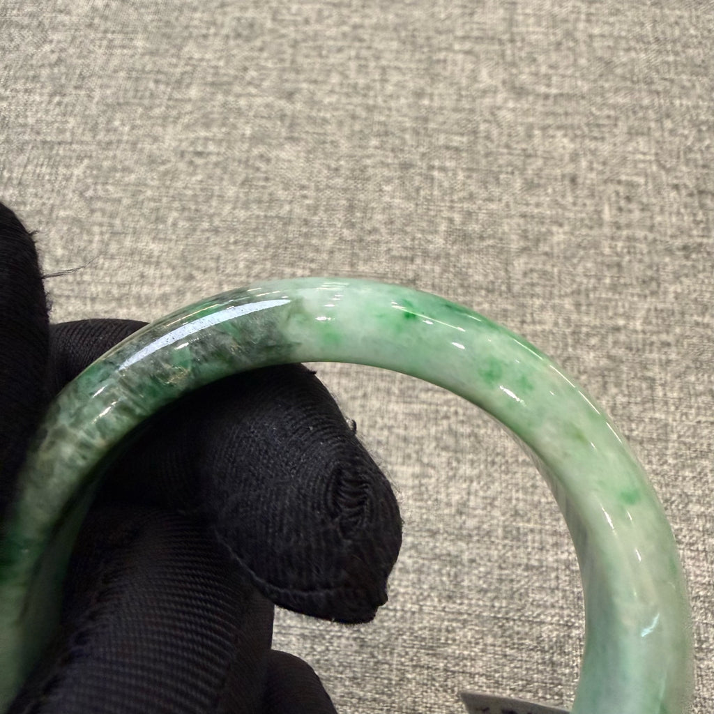 翡翠 Bangle