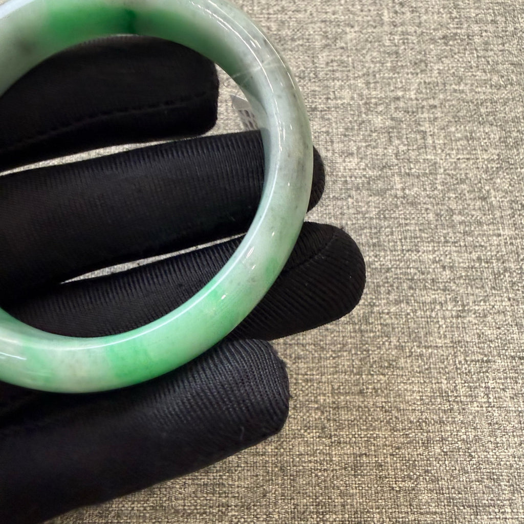 翡翠 Bangle