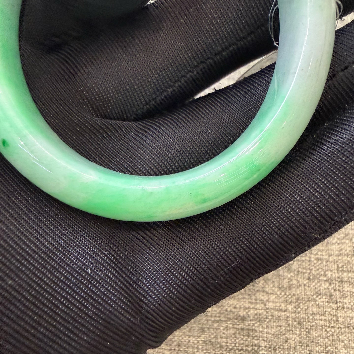 翡翠 Bangle