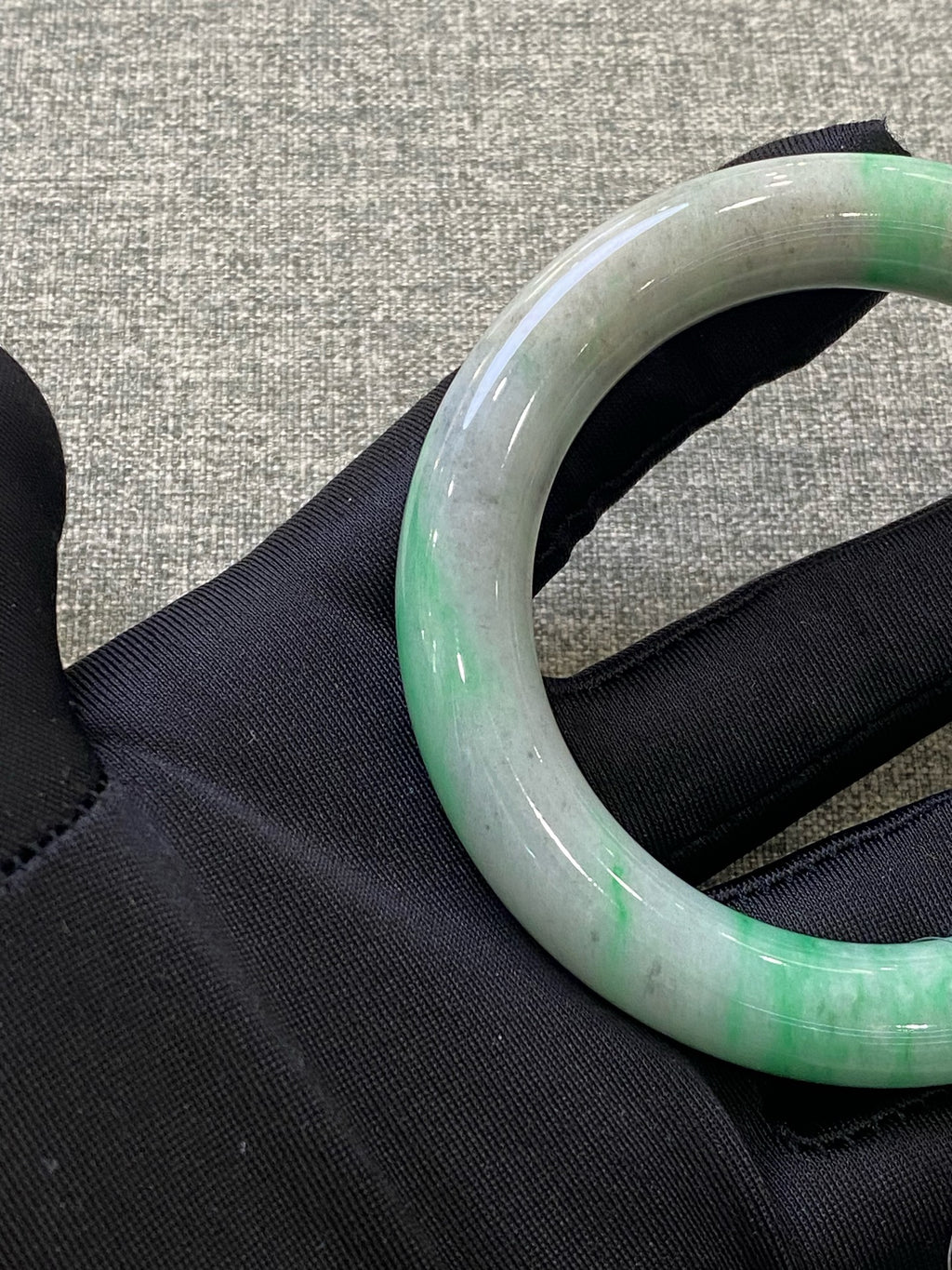 翡翠 Bangle