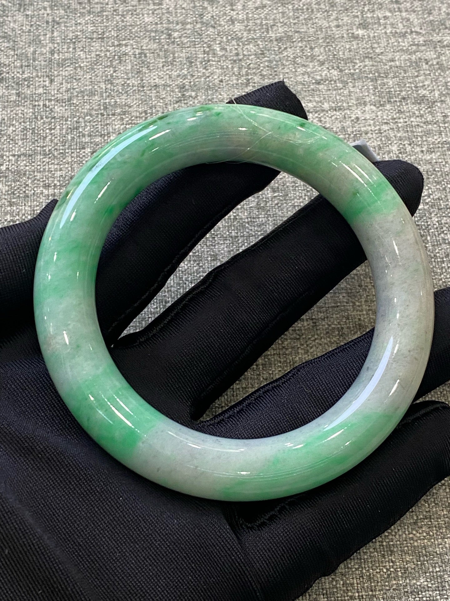 翡翠 Bangle