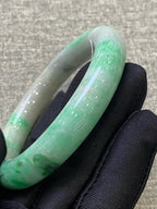 翡翠 Bangle