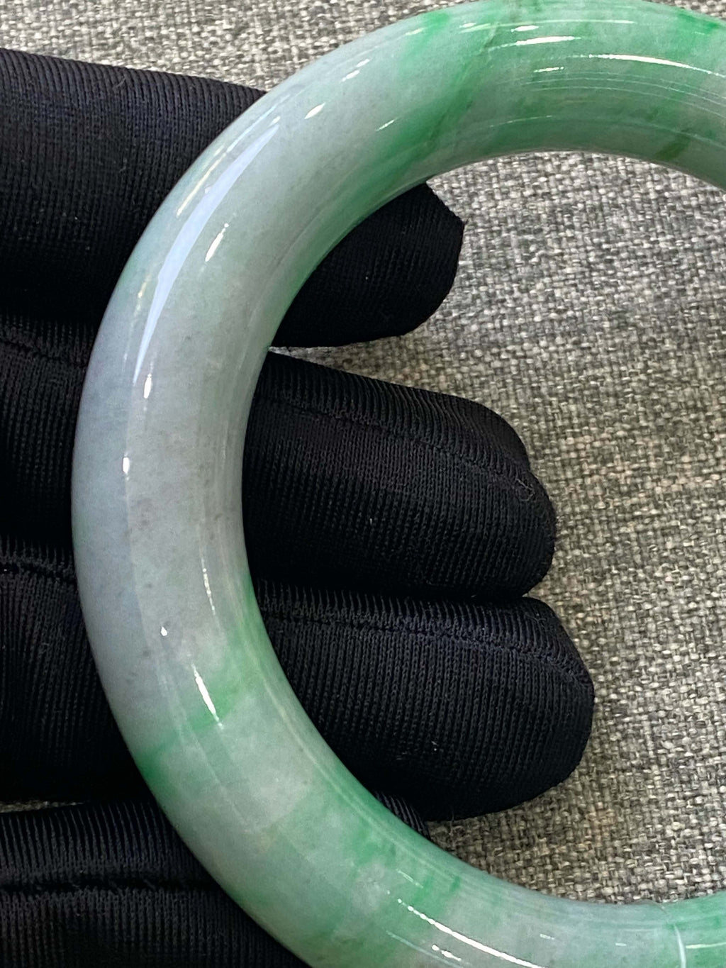 翡翠 Bangle