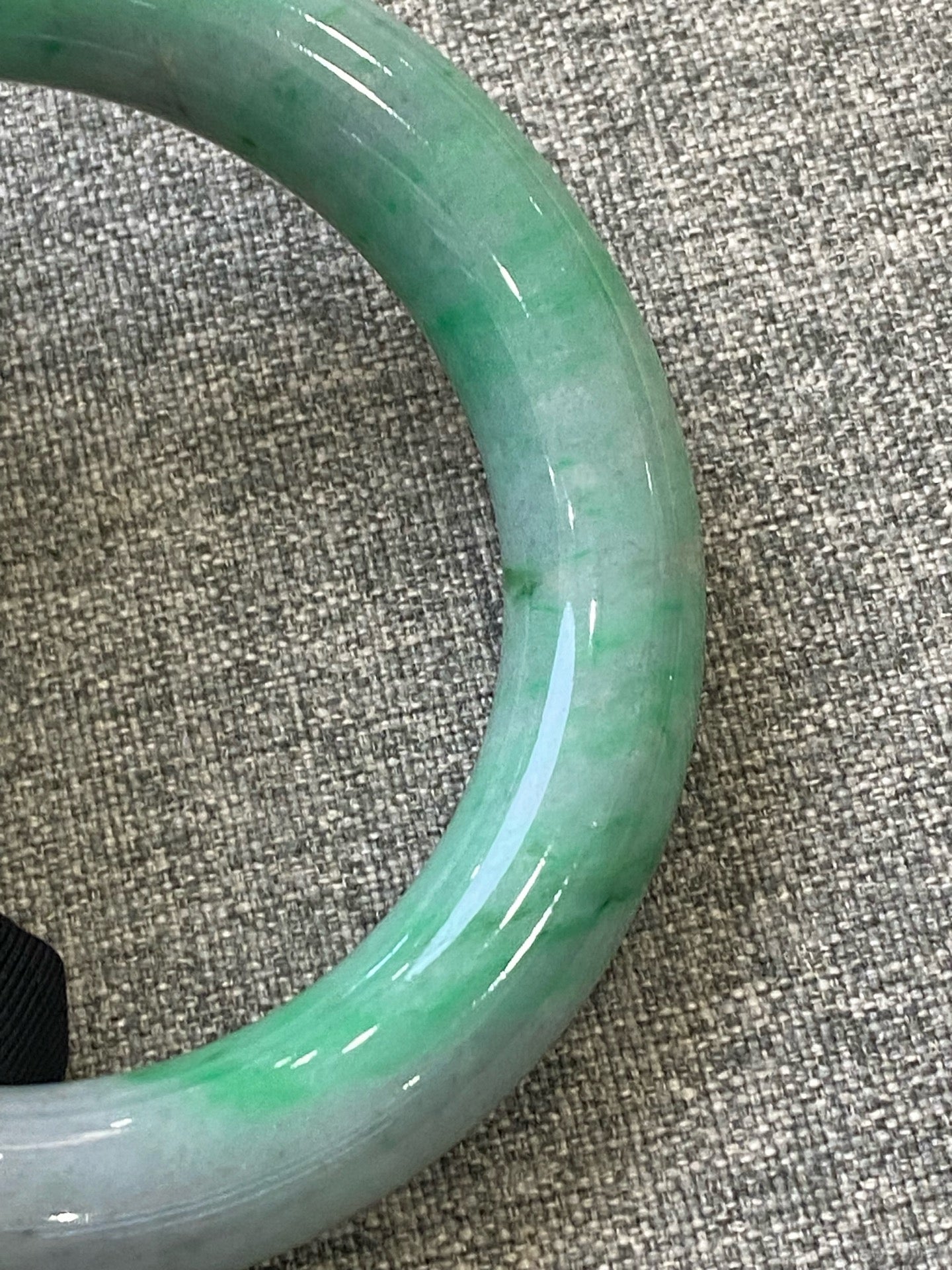 翡翠 Bangle