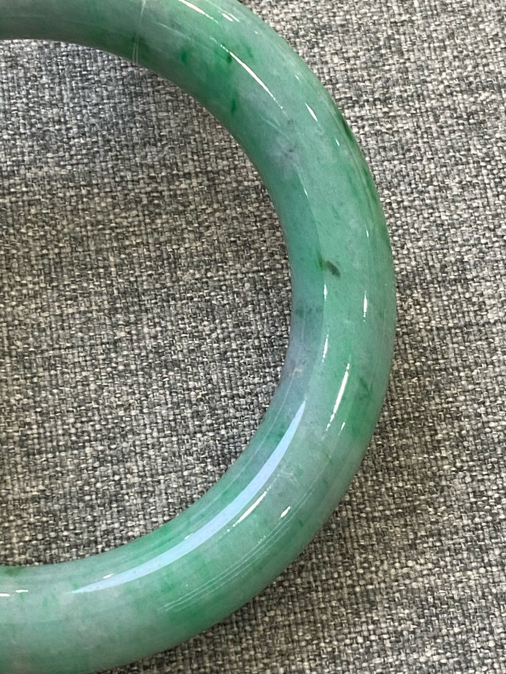 翡翠 Bangle