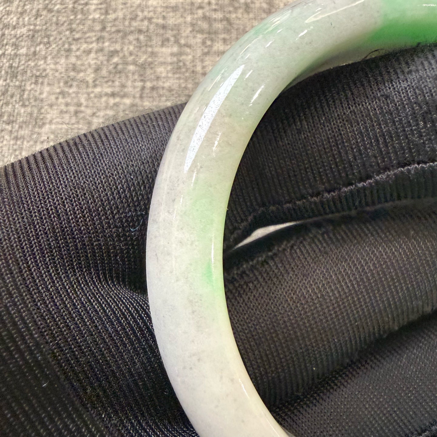 翡翠 Bangle