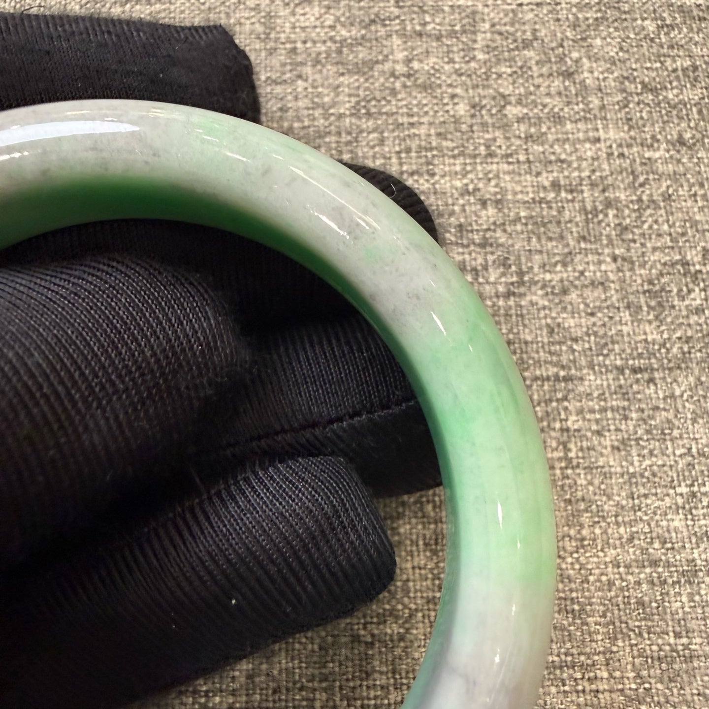 翡翠 Bangle